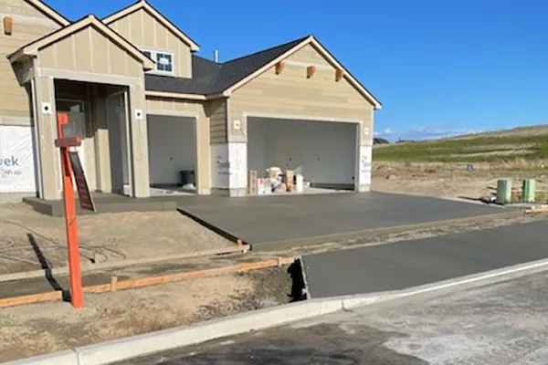 Martinez Ubal Floors & Walls LLC's other services